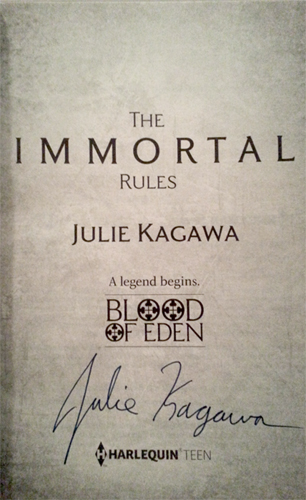 the-immortal-rules-julie-kagawa-signed.jpg